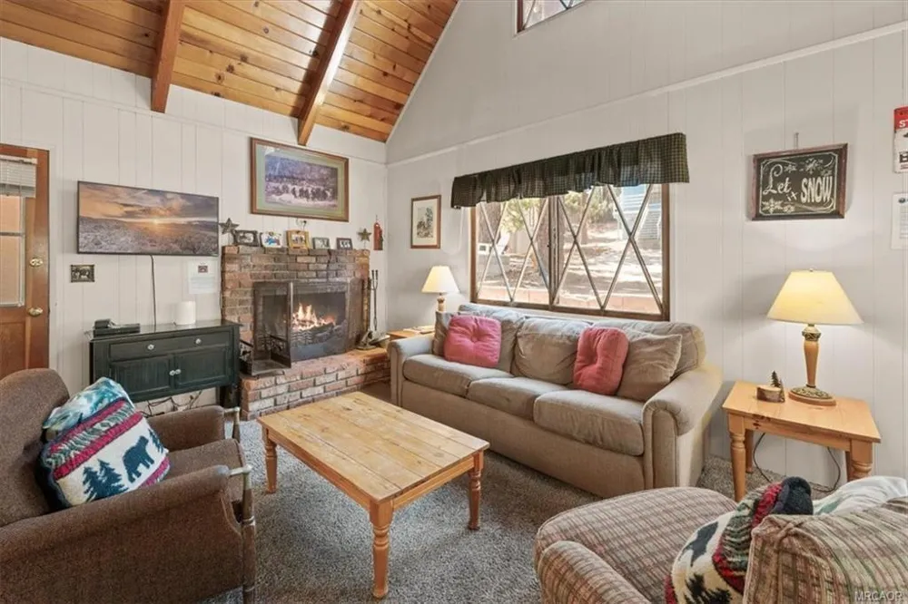 43050 Sunset Drive Big Bear, CA 92315