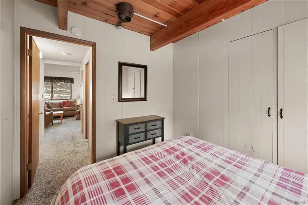 43050 Sunset Drive Big Bear, CA 92315