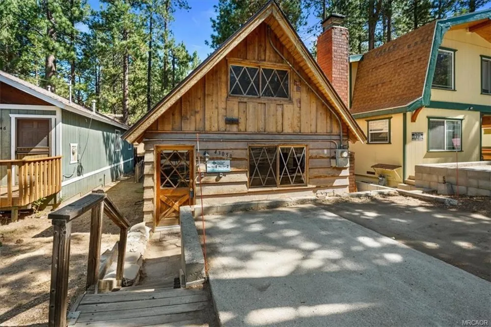 43050 Sunset Drive Big Bear, CA 92315