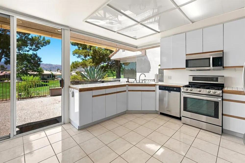 49 Pebble Beach Drive Rancho Mirage, CA 92270