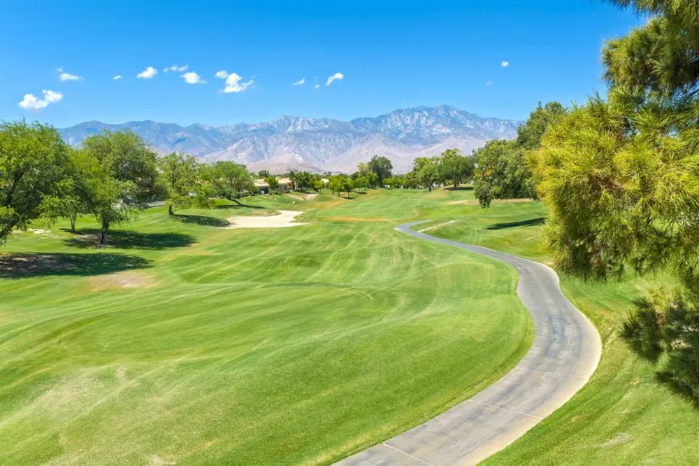 49 Pebble Beach Drive Rancho Mirage, CA 92270
