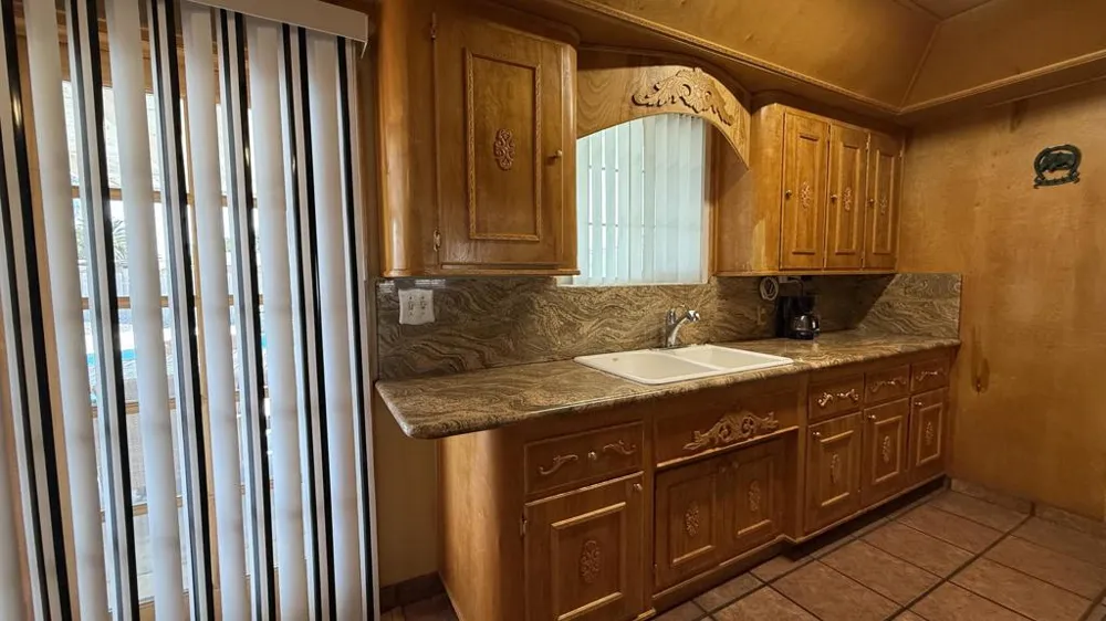 43700 Buena Circle Palm Desert, CA 92260