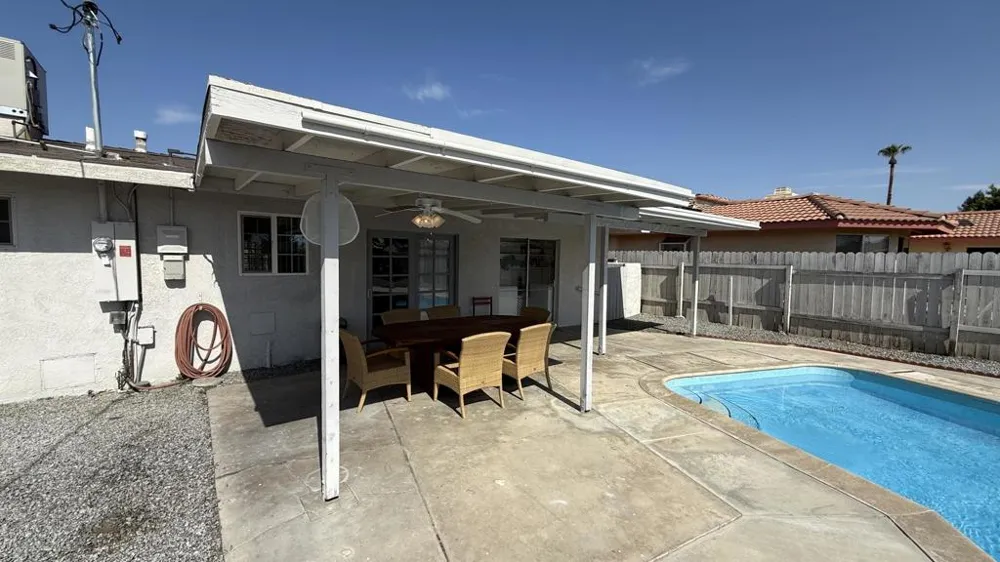 43700 Buena Circle Palm Desert, CA 92260