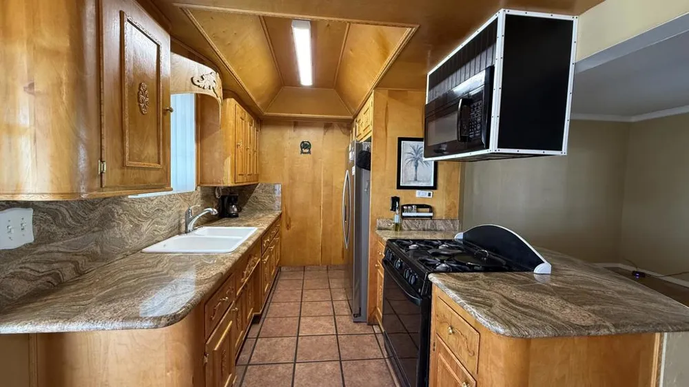 43700 Buena Circle Palm Desert, CA 92260