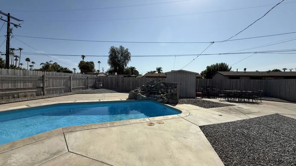 43700 Buena Circle Palm Desert, CA 92260