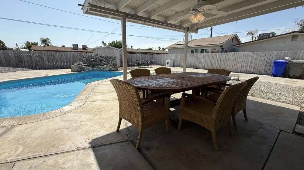 43700 Buena Circle Palm Desert, CA 92260