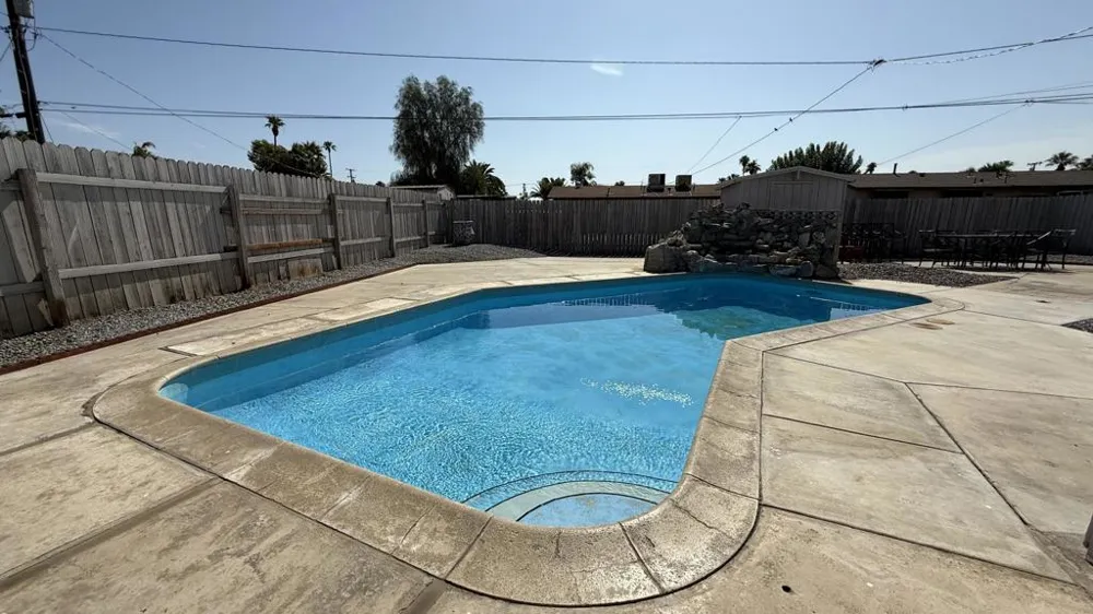 43700 Buena Circle Palm Desert, CA 92260