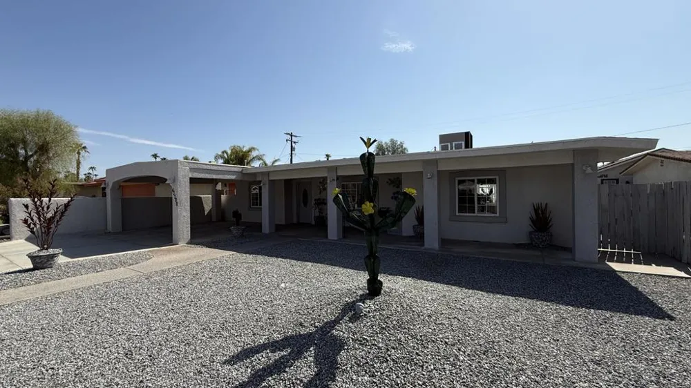 43700 Buena Circle Palm Desert, CA 92260