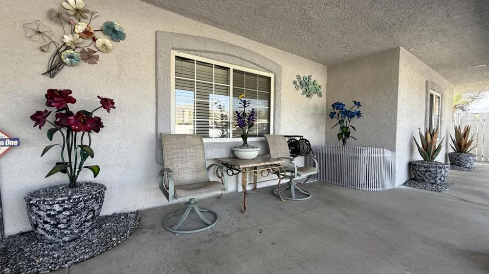 43700 Buena Circle Palm Desert, CA 92260