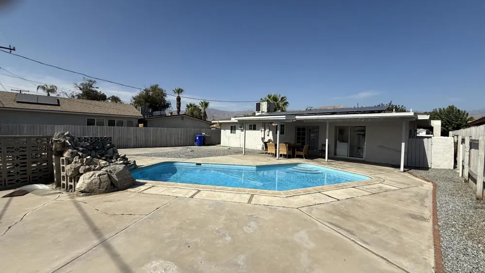 43700 Buena Circle Palm Desert, CA 92260