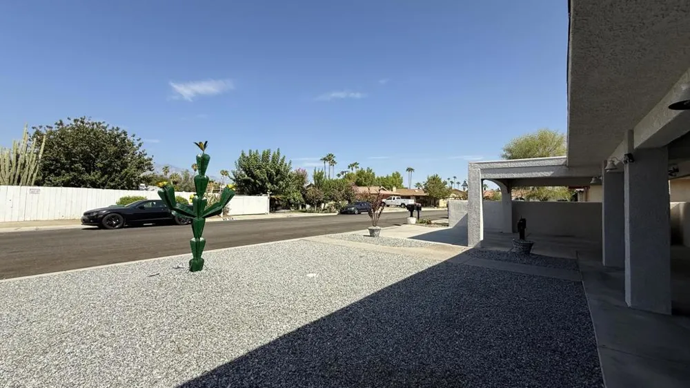 43700 Buena Circle Palm Desert, CA 92260