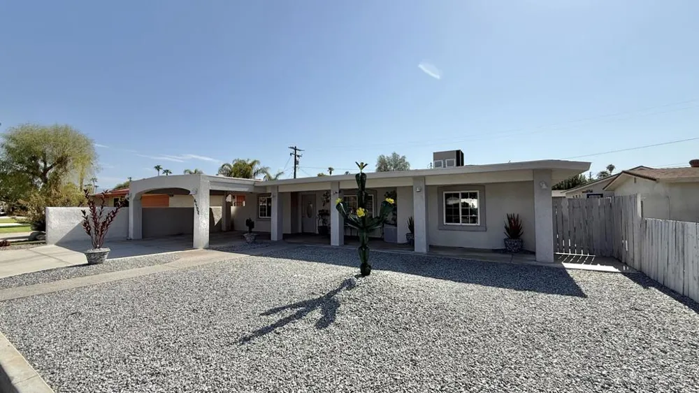 43700 Buena Circle Palm Desert, CA 92260