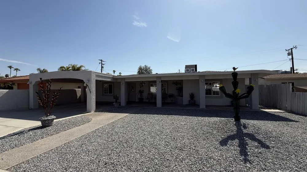 43700 Buena Circle Palm Desert, CA 92260