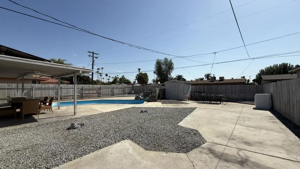 43700 Buena Circle Palm Desert, CA 92260