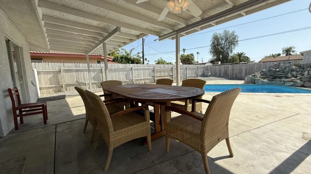 43700 Buena Circle Palm Desert, CA 92260