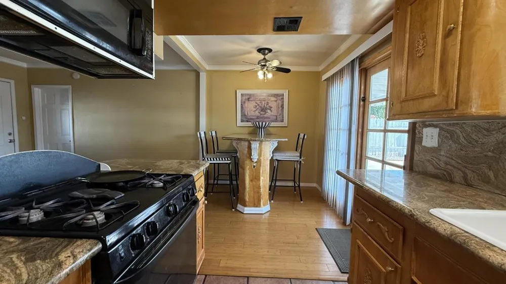 43700 Buena Circle Palm Desert, CA 92260