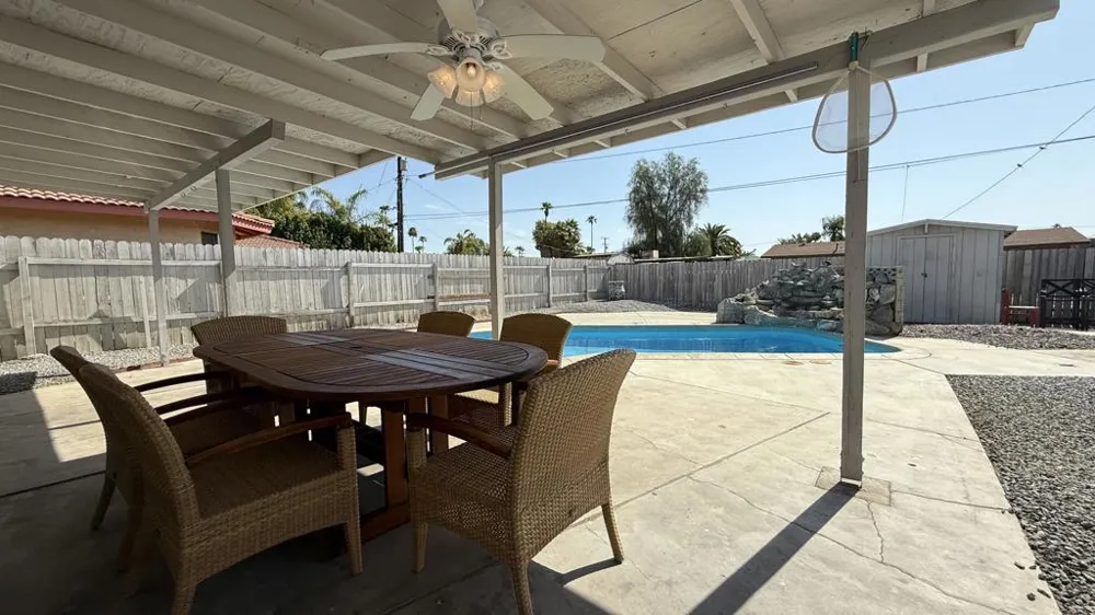 43700 Buena Circle Palm Desert, CA 92260