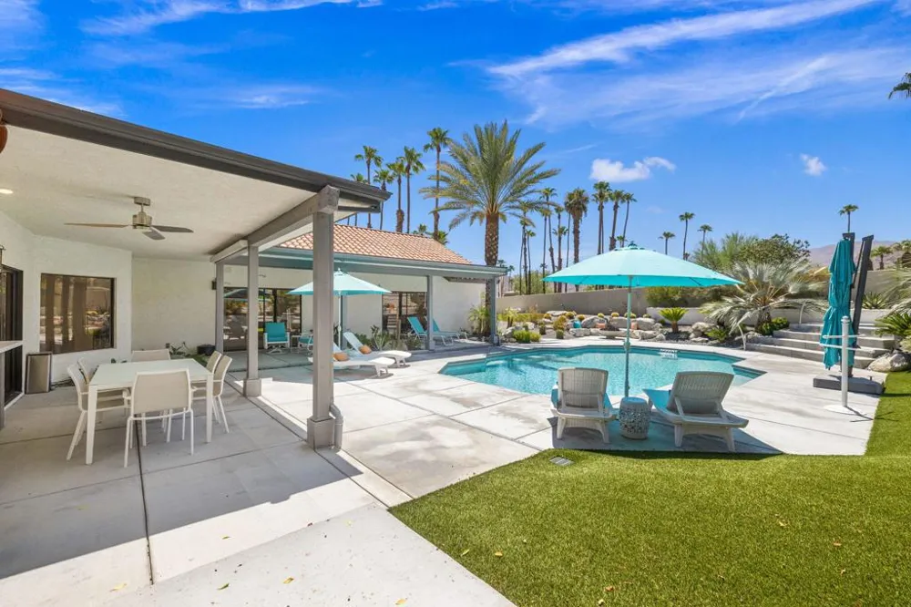 73575 Agave Lane Palm Desert, CA 92260