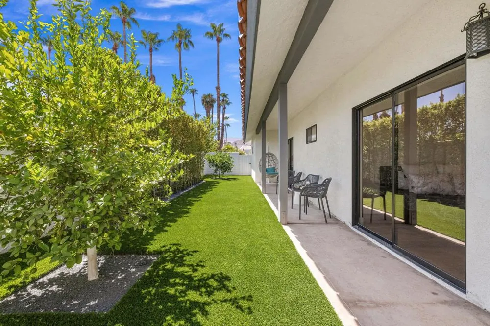 73575 Agave Lane Palm Desert, CA 92260