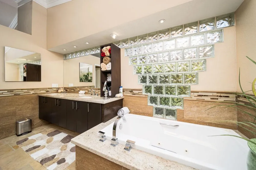 370 Cypress Point Drive Palm Desert, CA 92211