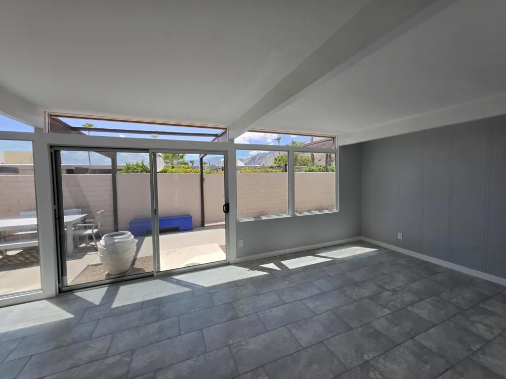 735 E Louise Drive Palm Springs, CA 92262