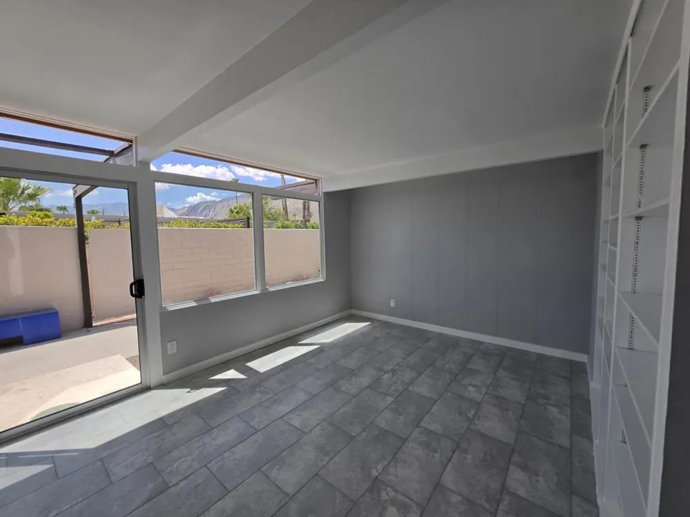 735 E Louise Drive Palm Springs, CA 92262