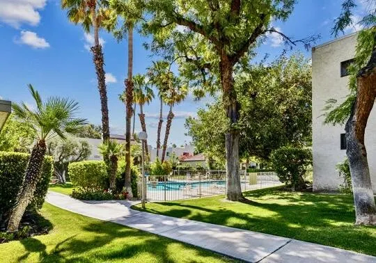 483 E Via Escuela #723 Palm Springs, CA 92262