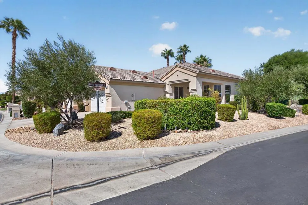 43696 Old Troon Indio, CA 92201