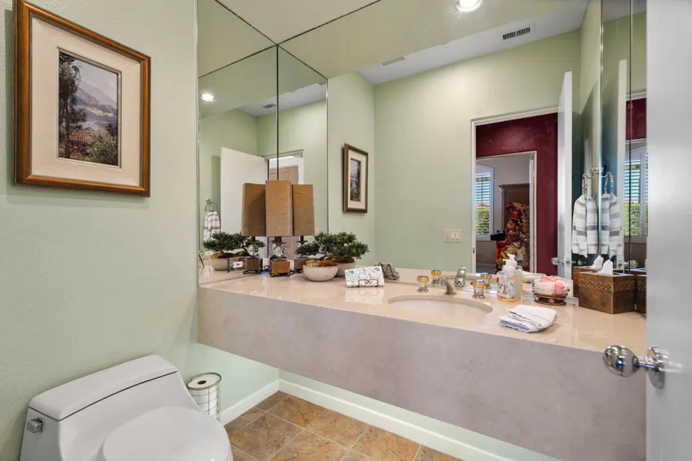 883 Mesa Grande Drive Palm Desert, CA 92211