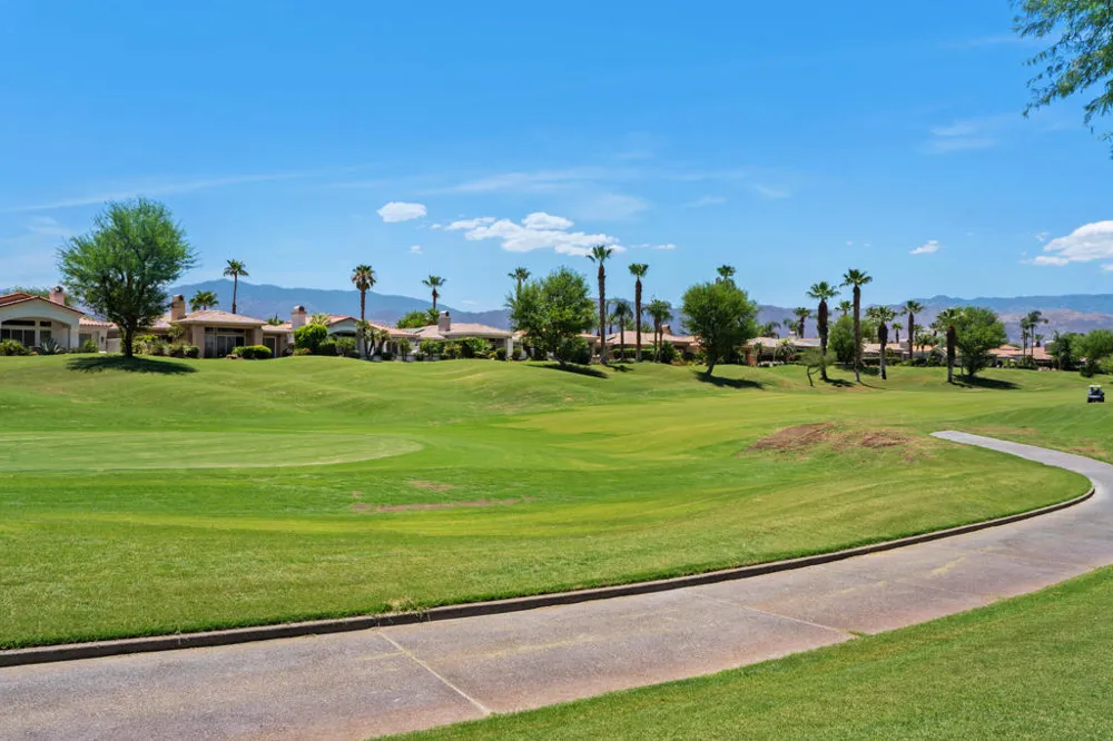 883 Mesa Grande Drive Palm Desert, CA 92211