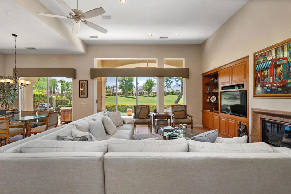 883 Mesa Grande Drive Palm Desert, CA 92211