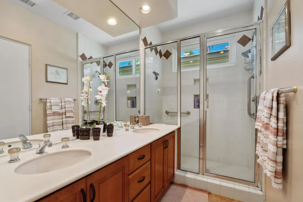 883 Mesa Grande Drive Palm Desert, CA 92211