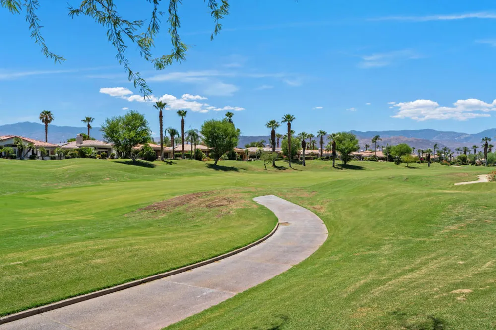 883 Mesa Grande Drive Palm Desert, CA 92211