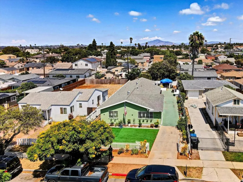 135 Woodlawn Avenue Chula Vista, CA 91910