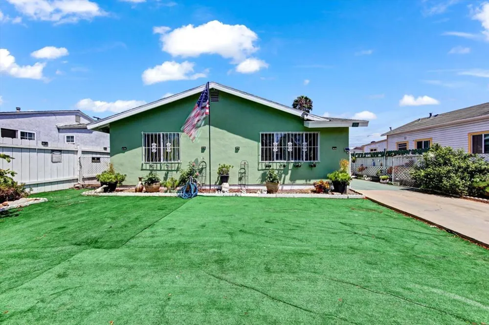 135 Woodlawn Avenue Chula Vista, CA 91910