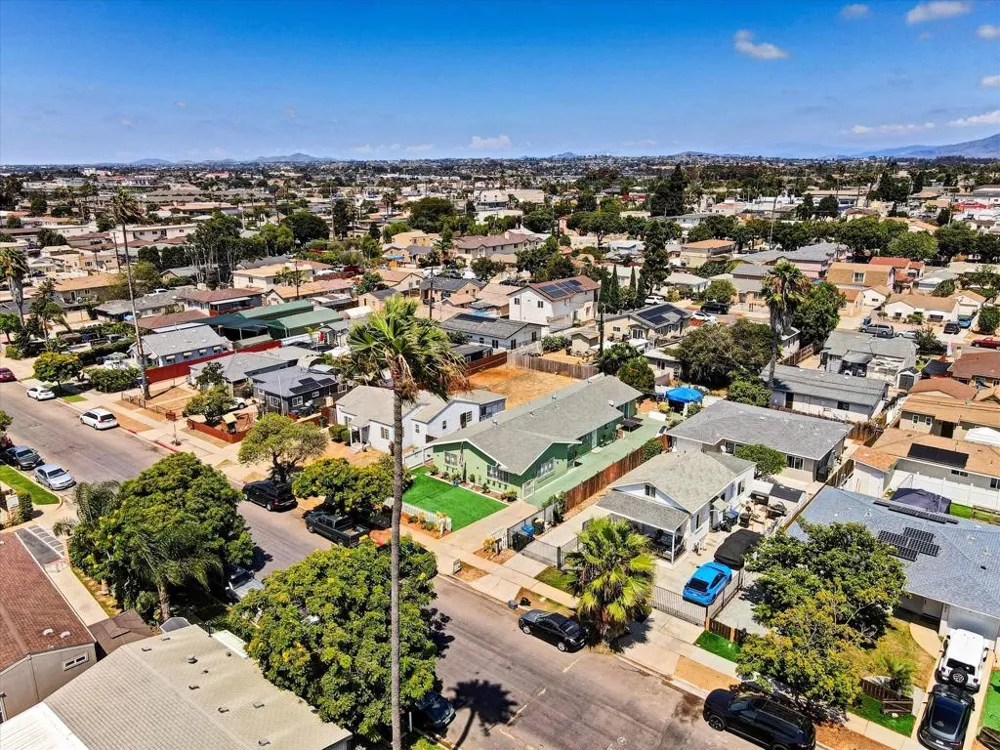 135 Woodlawn Avenue Chula Vista, CA 91910