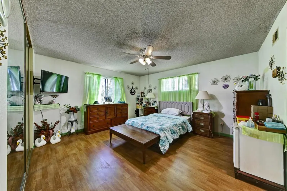 135 Woodlawn Avenue Chula Vista, CA 91910