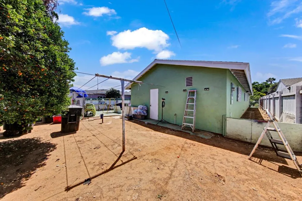 135 Woodlawn Avenue Chula Vista, CA 91910