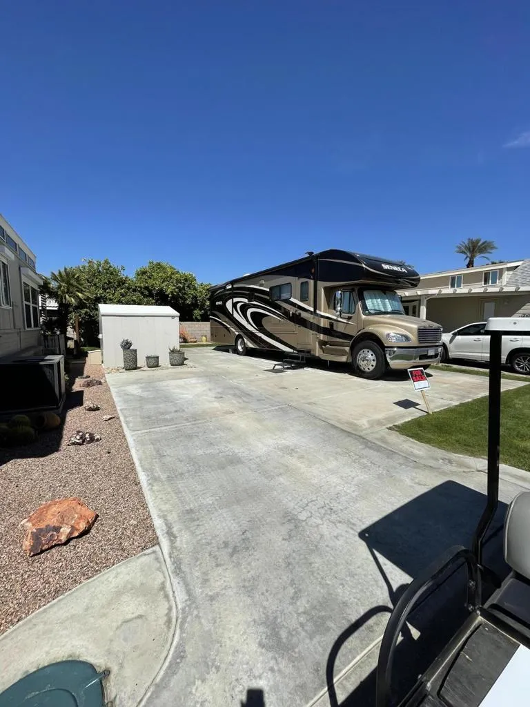 81620 Avenue 49 #209b Indio, CA 92201
