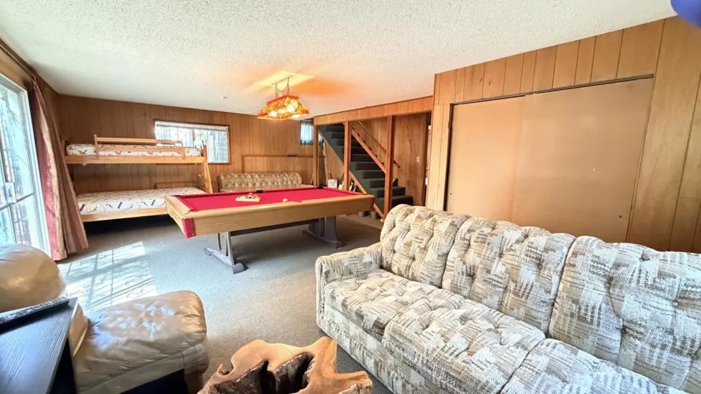52111 Acorn Lane Idyllwild, CA 92549