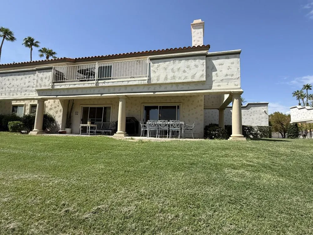 326 Vista Royale Drive Palm Desert, CA 92211