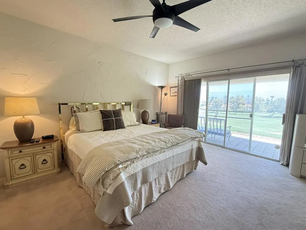 326 Vista Royale Drive Palm Desert, CA 92211