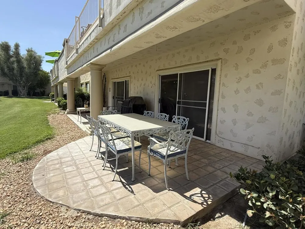 326 Vista Royale Drive Palm Desert, CA 92211