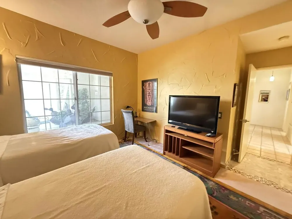 326 Vista Royale Drive Palm Desert, CA 92211