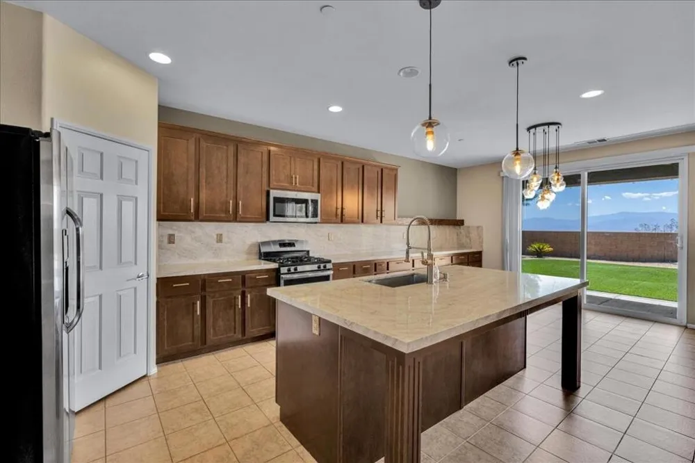 65454 Via Del Sol Desert Hot Springs, CA 92240