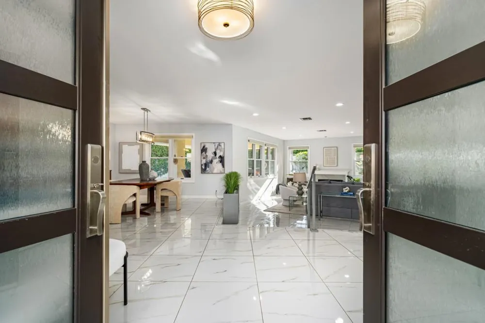 45385 Taos Indian Wells, CA 92210