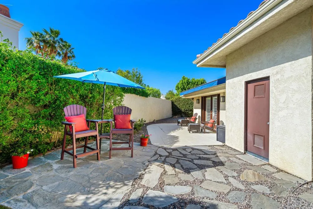 45385 Taos Indian Wells, CA 92210