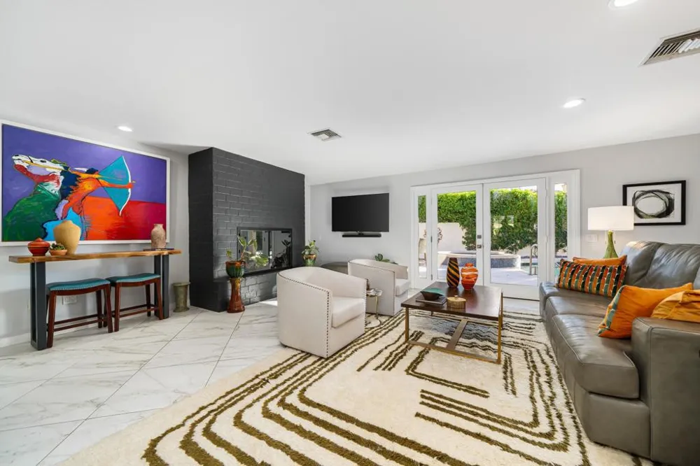 45385 Taos Indian Wells, CA 92210