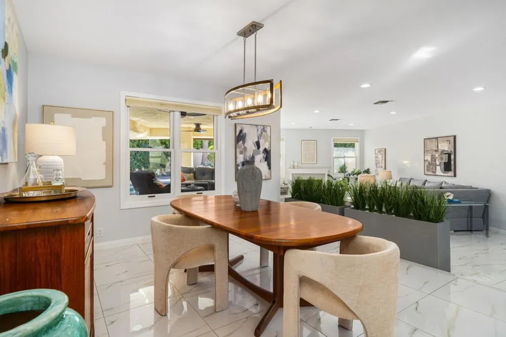 45385 Taos Indian Wells, CA 92210