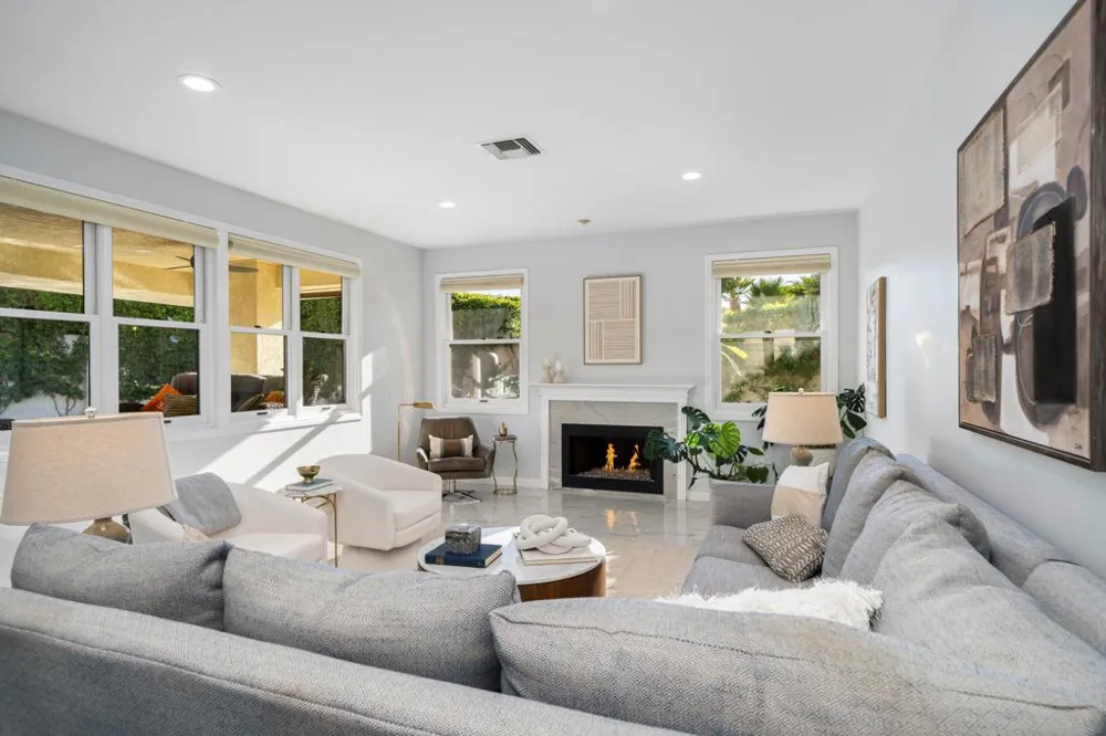 45385 Taos Indian Wells, CA 92210